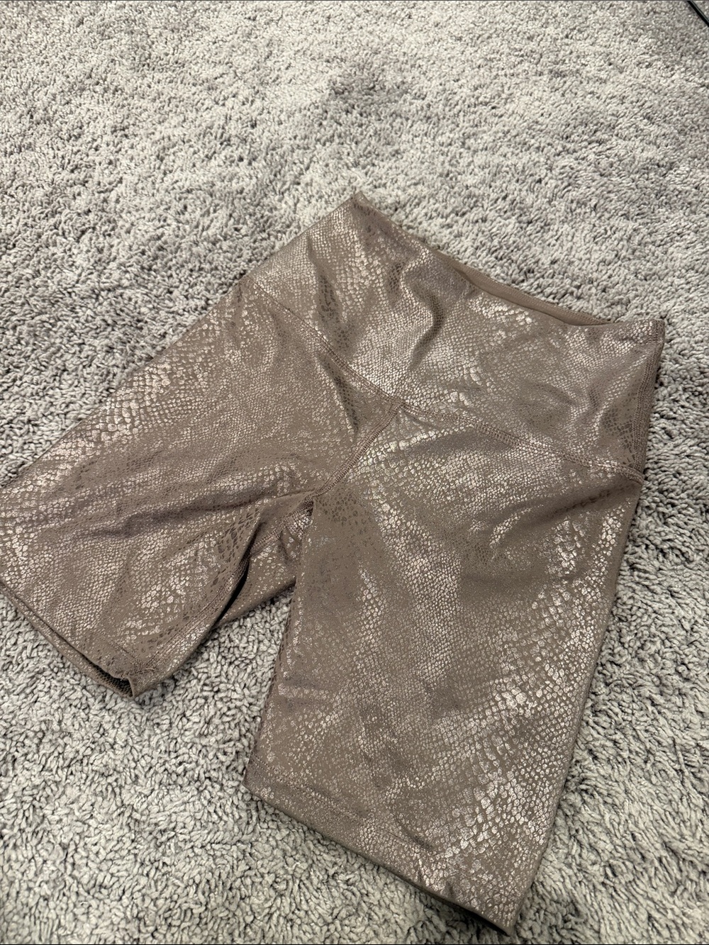 Beyond Yoga High-Waist Metallic Taupe Snake-Print Bike Shorts XS